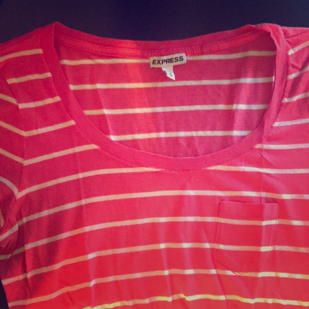 Express pink and white cotton tee size M